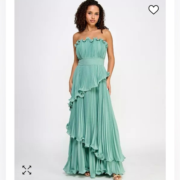 Strapless Ruffled Tiered Gown - Picture 3 of 7